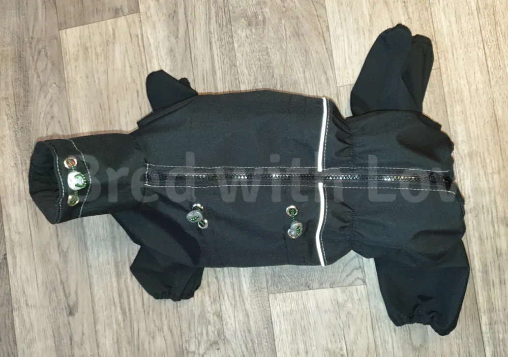 Lehká kombinéza černá s doplňky 
